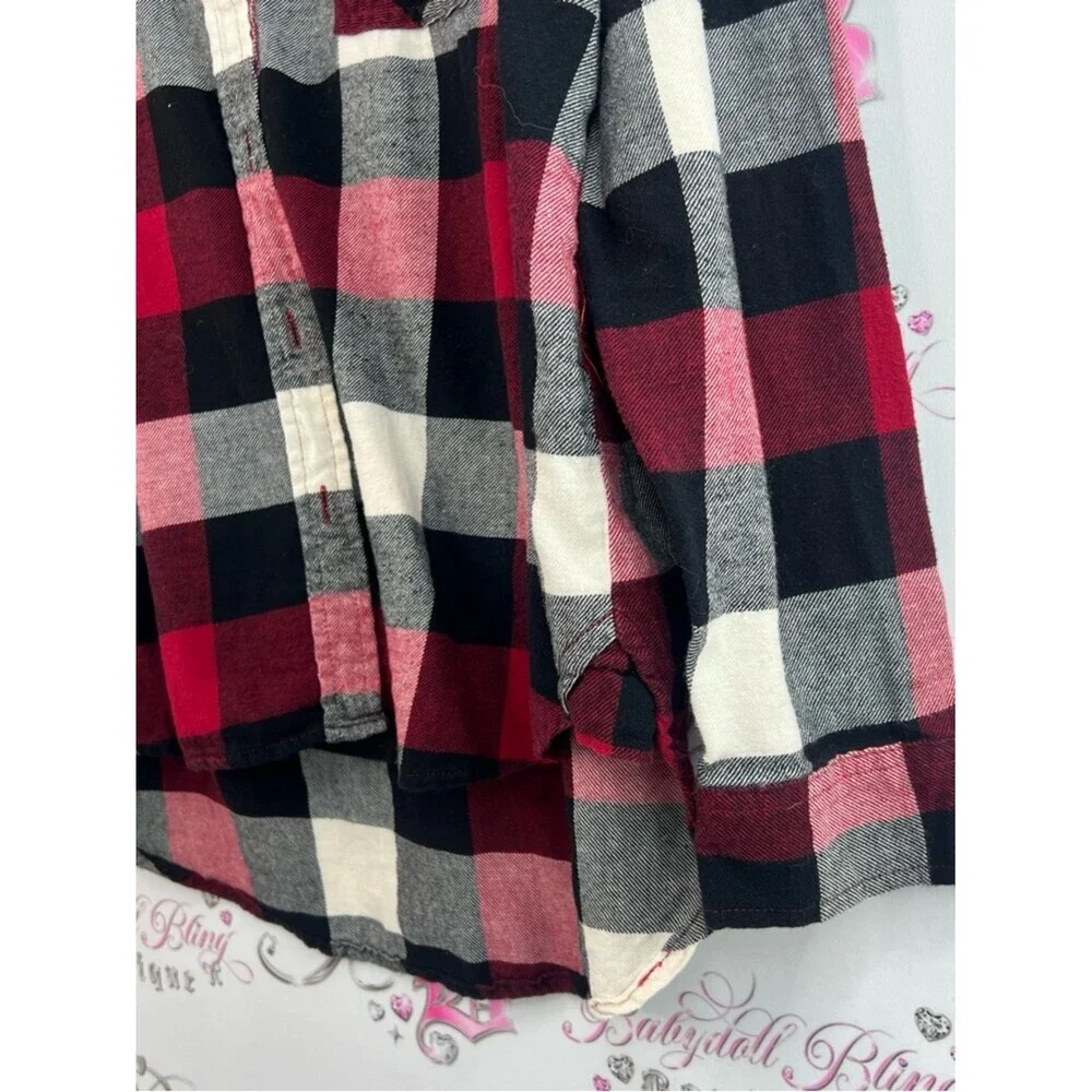 Wrangler retro button up shirt Red Black White Buffalo Plaid Button-Up Shirt